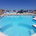 Mirage Ξενοδοχείο
