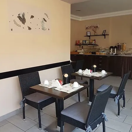 Mirage Ξενοδοχείο 3*