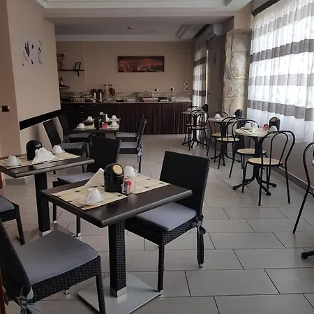 Mirage Ξενοδοχείο 3*