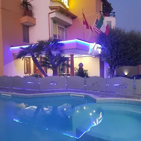 Hotel Mirage 3*