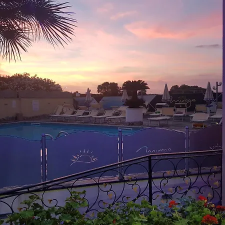Hotel Mirage 3*