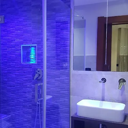 Mirage Hotell Varcaturo